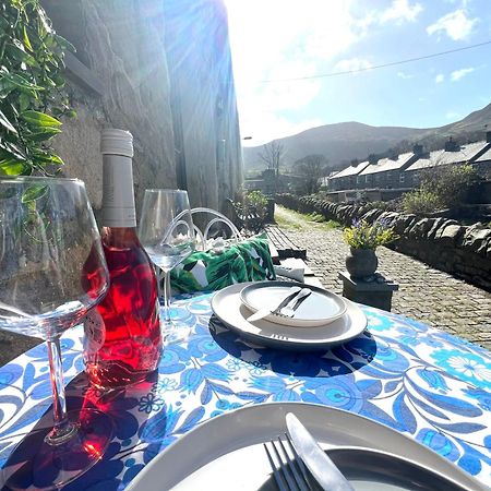 Vila Mynydd A Mor Trevor Exteriér fotografie