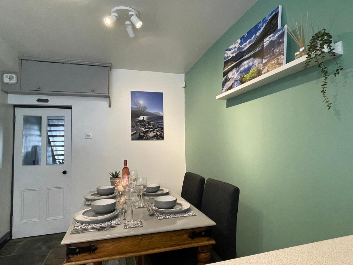 Vila Mynydd A Mor Trevor Exteriér fotografie