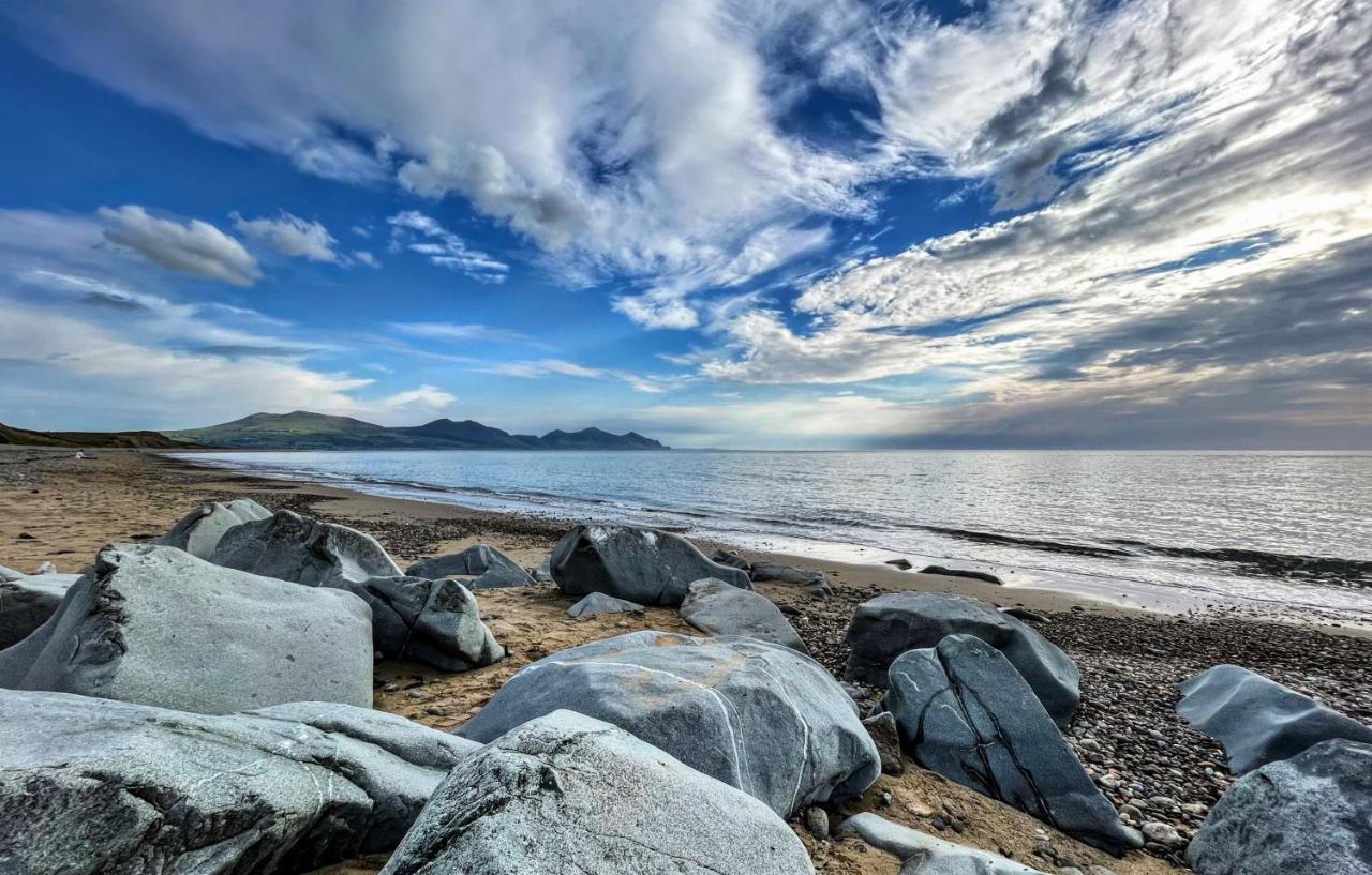 Vila Mynydd A Mor Trevor Exteriér fotografie