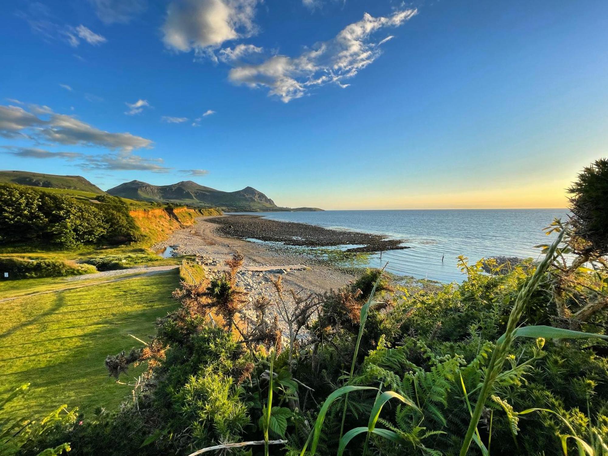 Vila Mynydd A Mor Trevor Exteriér fotografie